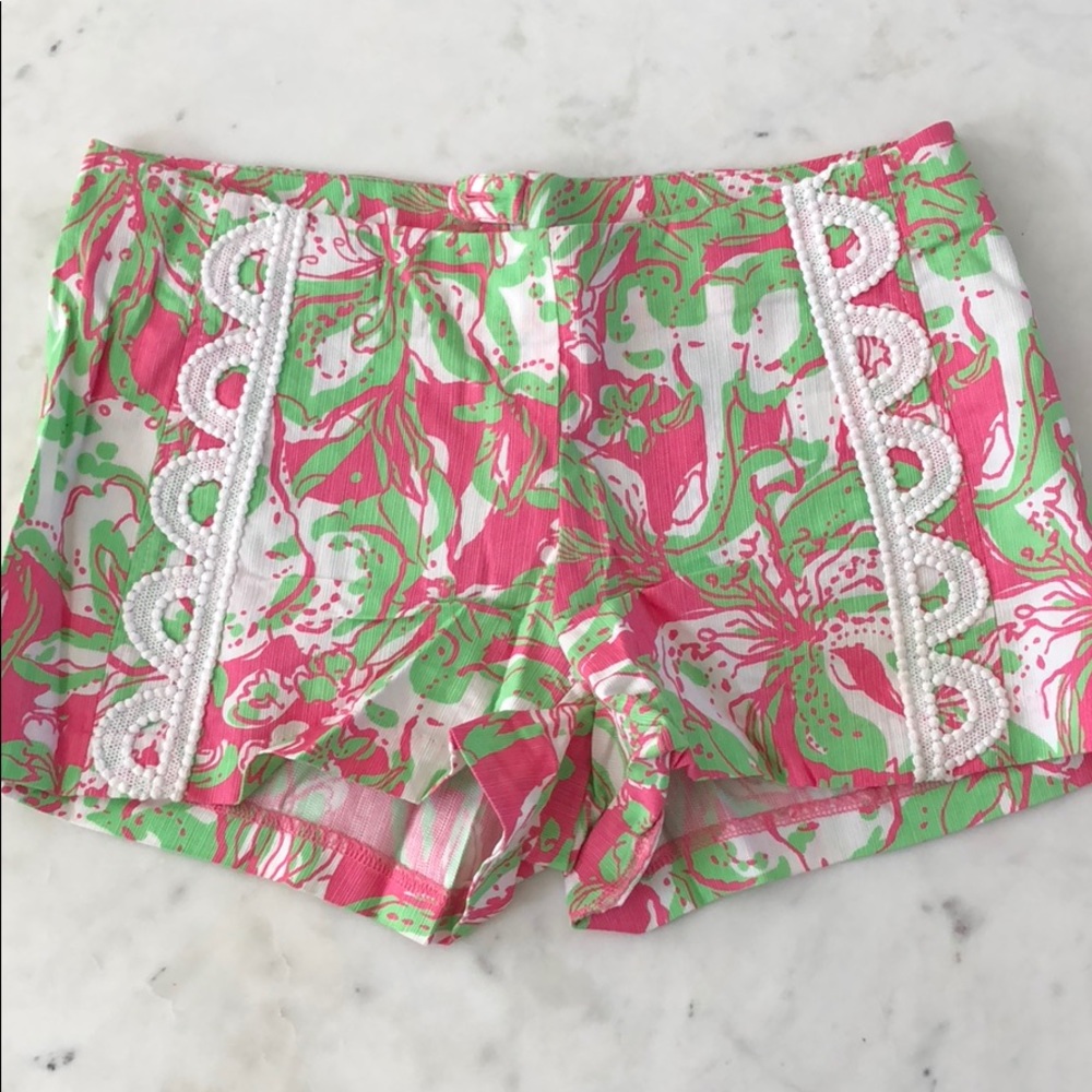 Brand new Lilly Pulitzer shorts with tags size 4